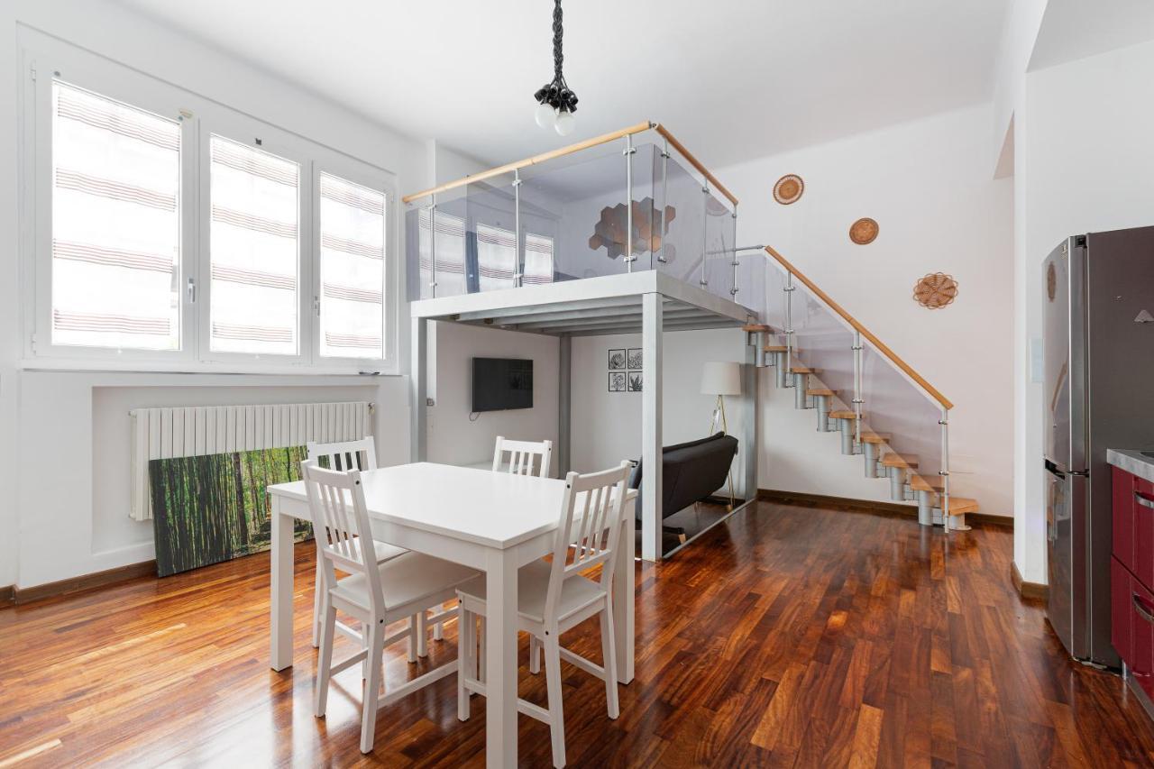 Guesthost - Cosy Apt Close To Piazza Insubria ミラノ エクステリア 写真